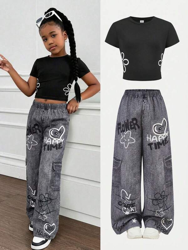 SHEIN Conjunto de 2 piezas para niña preadolescente: Camiseta de manga corta y cuello redondo con estampado gráfico negro ajustada + Pantalones anchos de pierna ancha con estampado de letras desgastado gris holgado, Primavera/Verano