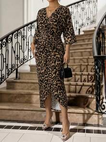 SHEIN Lady Plus Size Fashionable Party Leopard Print Twist Waist Fitted Dress - Brown - View 5
