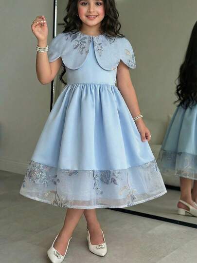 SHEIN 2件套女童纯色圆领串珠3D花朵上衣和连衣裙，母女/姐妹亲子装，适合家庭度假、节日、国庆、正式场合穿着，也适合女孩日常穿着、居家聚会和特殊场合，可作为姐妹装，春夏款。