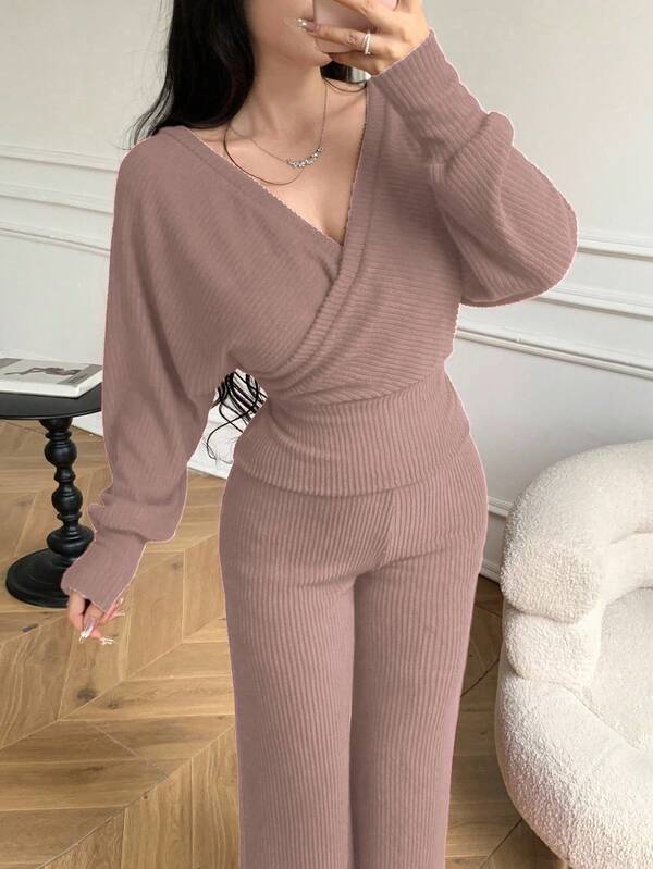 Celisse Women's Solid Color Criss-Cross V-Neck Batwing Sleeve T-Shirt And Pants Casual 2-Piece Set