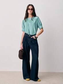 Nöista 短袖衬衫，正面饰有蕾丝细节和褶裥，泡泡袖，圆领设计。适合春季、夏季和复活节穿着。 - 綠色 - 查看 3