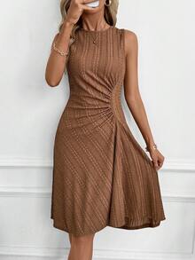 SHEIN Clasi 女士纹理圆领无袖褶皱休闲连衣裙 - 棕色 - 查看 1