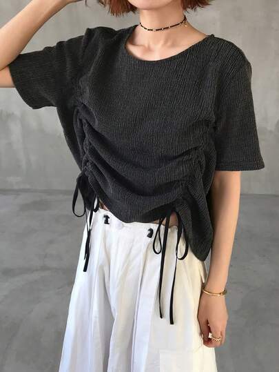 FRIFUL Camiseta de mujer con cuello redondo, bajo con cordón y tela texturizada de manga corta decorativa