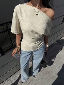 Siren Gaze 1件女士时尚纯色不对称肩部修身衬衫 - 杏色 - 查看 4