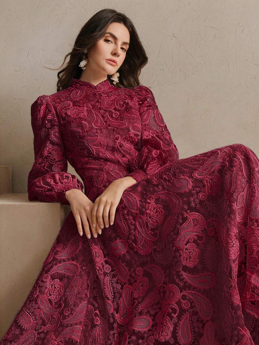 Anewsta 女士秋季立领灯笼袖收腰网纱花卉刺绣优雅连衣裙，适合感恩节、圣诞节等主题场合穿着 - 酒紅色 - 查看 1