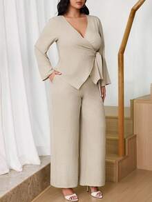 SHEIN Tall CURVE 大码女装春秋季休闲日常工作服简约纯色V领系带裹腰上衣和阔腿裤两件套 - 杏色 - 查看 9