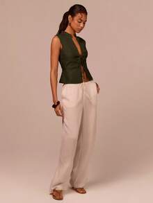 COSMINA 女士优雅深V领系带腰身贝壳纽扣装饰吊带背心，通勤、度假、约会、波西米亚风、办公穿着皆宜，春季必备 - 綠色 - 查看 4