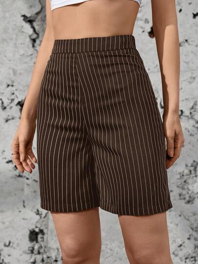 SHEIN Essnce Pantalones cortos casuales de mujer con cintura elástica y cremallera lateral a rayas