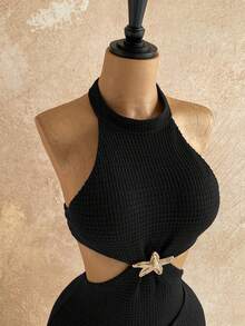 Soleia 新款度假风露背镂空腰部系带修身迷你连衣裙，波西米亚风，度假风，秋季女装，复古风，假日风 - 黑色 - 查看 3