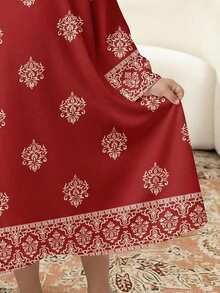 红色，传统优雅高贵的金色花卉印花，适合年轻女孩休闲简约的传统阿拉伯连衣裙，适合春夏日常穿着、节日庆典、外出游玩。优雅高贵的长袖阿拉伯长裙，可作祈祷服，穿着舒适，休闲百搭，尽显度假风情。端庄的卡夫坦长袍，儿童阿拉伯长袍。 - 白色 - 查看 5