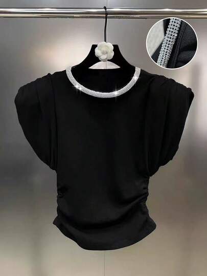 Franclia Black Round Neck Color-Blocked Diamond-Embellished Padded Shoulder Women's T-Shirt, Black Top, Summer Top, Summer Outfit, Easter, Women's Casual Top, Women's Social Top, Sequined Top.Graduation Season Attire, Fashionable Casual Commuter Wear, Business Office Wear, Versatile And Stylish Everyday Casual Wear, Urban Teacher's Professional Attire