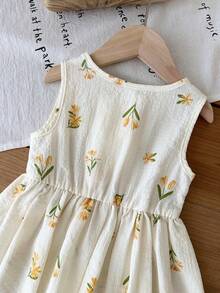 SHEIN 女婴休闲碎花连衣裙，饰有蝴蝶结，适合春夏季节、居家、户外、度假、日常穿着 - 彩色 - 查看 10