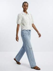 Maija 女士短款泡泡袖单排扣镂空休闲衬衫 - 白色 - 查看 3