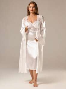 Auralis 大码优雅浪漫蕾丝拼接镂空缎面吊带裙和网纱睡袍睡衣套装，秋冬服装 - 白色 - 查看 3