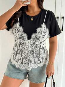 Lounesse Plus Size Elegant Lace Patchwork Round Neck Short Sleeve T-Shirt - Black - View 3