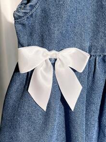 Baby Girl Denim Dress With Wide Ribbon Bow And Contrast Collar - Light Wash - View 7