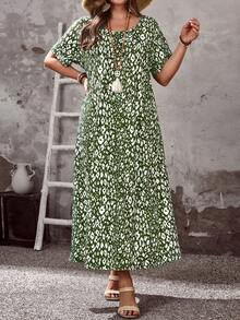 EMERY ROSE Đầm tay ngắn cổ tròn in họa tiết toàn thân cỡ lớn, kiểu dáng thường ngày, thích hợp cho kỳ nghỉ. - Nhiều màu - Xem 5