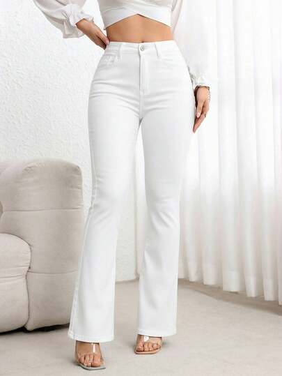 EMERY ROSE Plus Size Women Pocketed Button Casual Versatile Daily Wear Flare Jeans