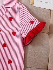 Conjunto de 2 piezas con cárdigan de manga corta con estampado de fresa y cuello con volantes para niñas pequeñas, conjunto de pijama a rayas con corazones para niñas, conjunto de ropa de estar en casa holgado con dobladillo con volantes y bloques de color para niñas, conjunto de 2 piezas con estampado de corazón dulce para niñas - Rosa - Ver 5