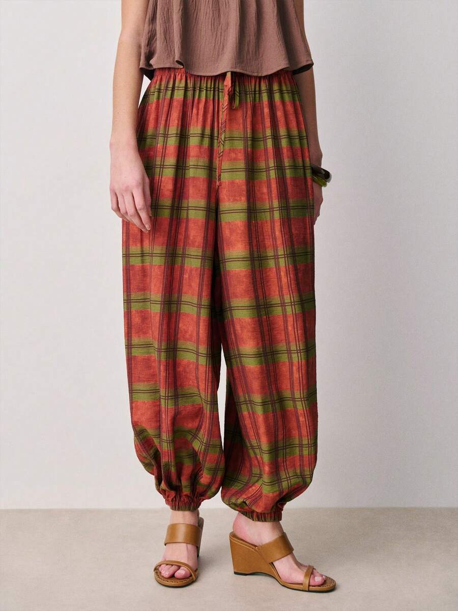 Nöista Plaid Harem Pants , Balloon Pants A Relaxed Fit With Gathered Elastic Cuffs And An Adjustable Waist. Spring , Summer , Women, Everyday Wear. - Red - View 1