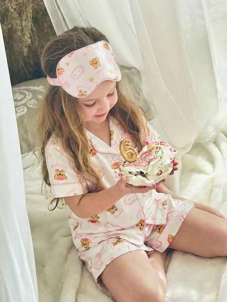 SHEIN 两件套女童杏色小熊印花珠地布 Polo 领开衫和短裤休闲舒适家居服，适合夏季穿着 - 杏色 - 查看 4