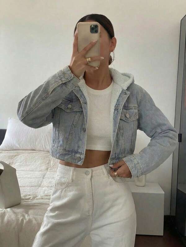 Chamarra de Mezclilla Corta Con Gorro Aborregada con Forro de Borrego Suave Estiloi Vintage Cazadora Denim Mezcllla Térmica con Forro de Peluche Botones Metálicos y Bolsillos Frontales Moda Casual Invierno Crop