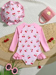 Sparklyn Traje de baño de 2 piezas con gorro para bebé niña, con manga larga, volantes y estampado de cerezas en contraste de color rosa - Rosa - Ver 2