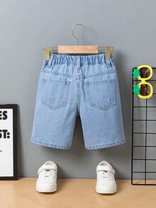 SHEIN Playful Pals 男童牛仔裤夏季新品：时尚休闲牛仔短裤，浅蓝色牛仔布，复古做旧破洞设计，直筒宽松版型，舒适柔软面料。适合日常通勤、上学、户外活动等各种场合。男童牛仔短裤 - 淺色水洗藍 - 查看 3