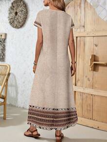 EMERY ROSE Đầm dài nữ phong cách Boho với họa tiết nhiều màu sắc, cổ tròn, tay cánh dơi ngắn, dáng xòe. - Nhiều màu - Xem 2