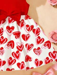 1件适合6个月至2-3岁女婴的甜美爱心设计连衣裙，红白爱心印花+大蝴蝶结装饰，喇叭袖，轻薄面料，可爱公主风，适合情人节/日常穿着，夏季 - 彩色 - 查看 6