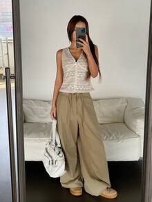 DAZY Áo hai dây nữ màu trơn, cổ chữ V, ôm sát, chất liệu ren, kiểu dáng thanh lịch, thích hợp cho kỳ nghỉ xuân/thu năm 2000. - Màu be - Xem 7