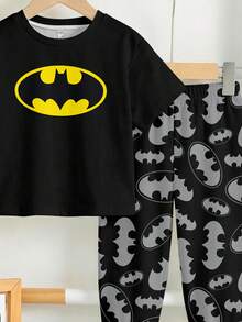 BATMAN X SHEIN 2件套男童休闲宽松舒适运动风酷炫logo印花圆领短袖T恤和裤子，适合球迷，春夏款 - 彩色 - 查看 5