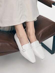 Mnmlis Women's Fashionable & Elegant Commuter Crystal Decorated Flat Shoes Valentine's Day - Apricot - View 1