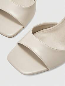 CUCCOO BIZCHIC 女士时尚百搭通勤高跟凉鞋 - 杏色 - 查看 8