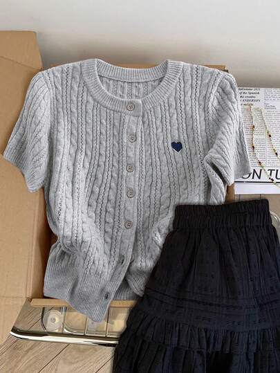 GlowEve Women's Heart Embroidery Short Sleeve Single-Breasted Casual Knit Cardigan