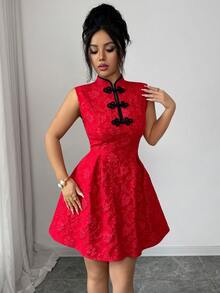 Franclia 新款优雅红色中式无袖立领黑色纽扣提花A字连衣裙，女士春夏连衣裙 - 紅色 - 查看 6