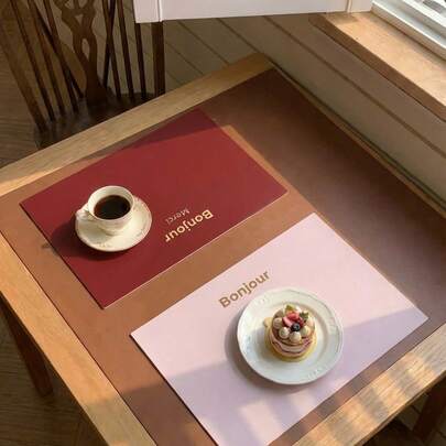 Joivida 印花PU皮革餐垫（40x30厘米）- 多色（酒红色/粉色/蓝色）桌垫，时尚厨房台面/桌面垫，馈赠亲友的贴心礼物，防污家居用餐配件，适合日常用餐。