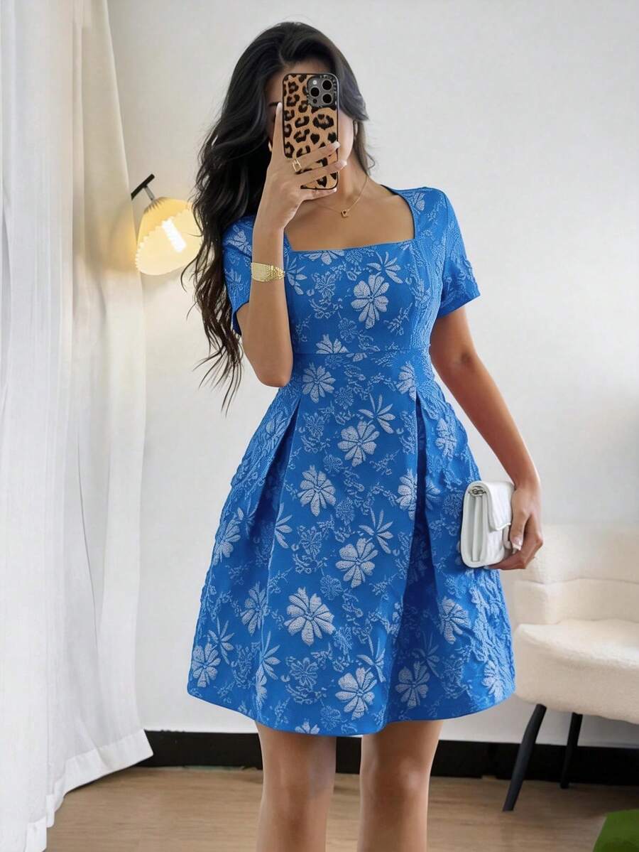 Rafferiza 女士优雅方领提花腰部褶裥短袖A字迷你连衣裙 - 寶藍色 - 查看 1