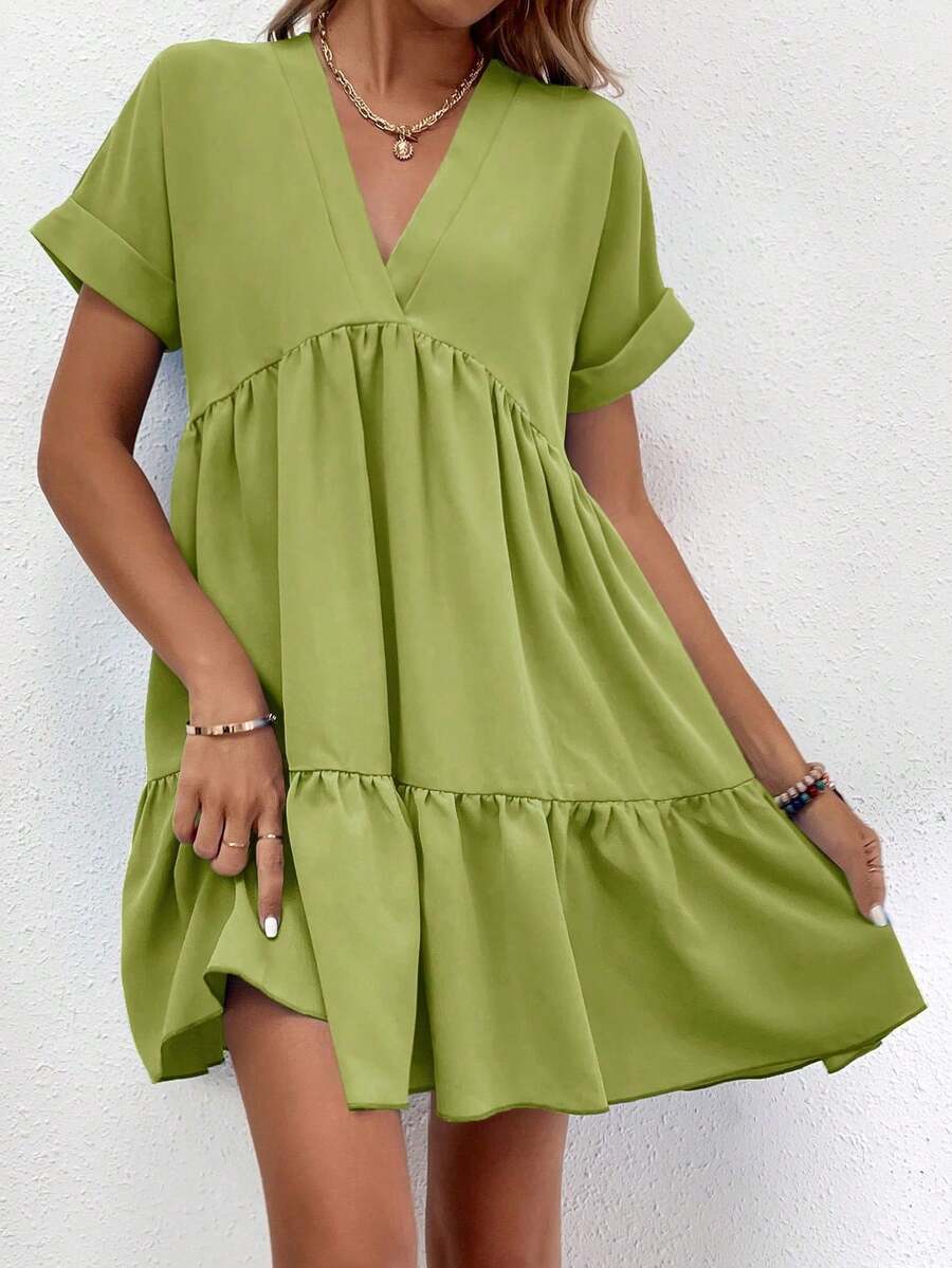 SHEIN LUNE Einfarbiges Kleid mit V-Ausschnitt, Rüschensaum, lässig und vielseitig, Kurzarm - Olivgrün - Übersicht 1
