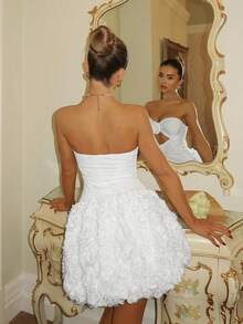 Glamine Charm Đầm mini ren trắng hở vai, dáng phồng, thích hợp mặc mùa xuân, dự tiệc lễ hội, thời trang đường phố, đầm dự tiệc cho nữ, đầm hẹn hò, đầm sinh nhật, thanh lịch, không thể thiếu cho các bữa tiệc, đầm Giáng sinh, đầm Valentine, đầm năm mới, đầm lấp lánh, thời trang hoa. - trắng - Xem 2