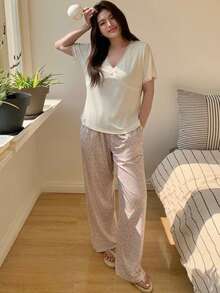 Dazy Plus Plus Size Women Contrast Lace Bow Decor Short Sleeve Top And Pants Pajama Set - White - View 7