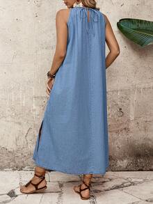 EMERY ROSE 女士休闲褶皱露背开衩牛仔连衣裙，适合度假、约会和外出穿着 - 藍色 - 查看 2