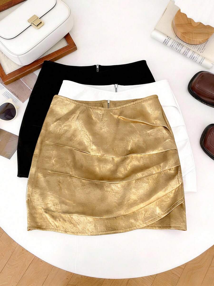 Franclia 女士优雅浅金色百褶A字迷你裙，百搭时尚休闲裙，适合夏季、海滩、音乐节、约会、日常穿着、情人节、派对等场合。 - 金色 - 查看 1