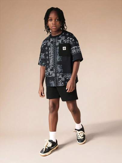 SUMWON Conjunto coordinado de camiseta y pantalones cortos con estampado de paisley para niños, de manga corta y cuello redondo, estilo casual de verano, conjunto a juego de dos piezas, estilo urbano