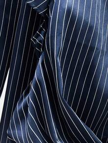 GlowEve CURVE 女士加大码几何图案短袖船领T恤和长裤套装，休闲风格，带打结细节 - 彩色 - 查看 8