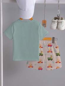 SHEIN Playful Pals 一套婴儿男童休闲卡通汽车动物印花T恤和短裤套装，短袖上衣印有车辆和动物图案，可爱日常玩耍装，春夏款 - 彩色 - 查看 2