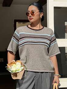 Dazy Plus Áo dệt kim tay ngắn cổ tròn phối màu thời trang, kiểu dáng thường ngày, đa năng, thích hợp cho mùa xuân/hè. - Xám - Xem 6