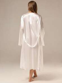 Auralis 大码优雅浪漫蕾丝拼接镂空缎面吊带裙和网纱睡袍睡衣套装，秋冬服装 - 白色 - 查看 2