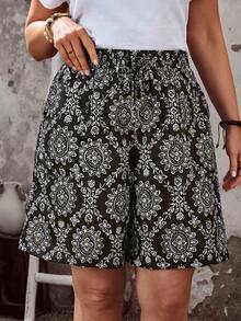 EMERY ROSE Quần short nữ cỡ lớn kiểu dáng thường ngày, phong cách đồng quê, boho, họa tiết hoa, thắt eo, dáng rộng, có túi bên hông, thích hợp cho kỳ nghỉ hè, nghỉ xuân, du lịch, đi chơi, mẫu mới 2026, đơn giản và thời trang cho mặc hàng ngày, phù hợp cho mùa hè, kỳ nghỉ, mặc thường ngày, quần short in họa tiết, quần short boho, quần short đen trắng, quần short dây rút, quần short đen, quần short đi biển cho nữ. - Nhiều màu - Xem 4