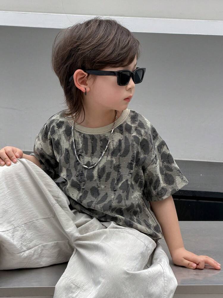 Young Boy Full Print Round Neck Short Sleeve Casual Distressed Loose T-Shirt